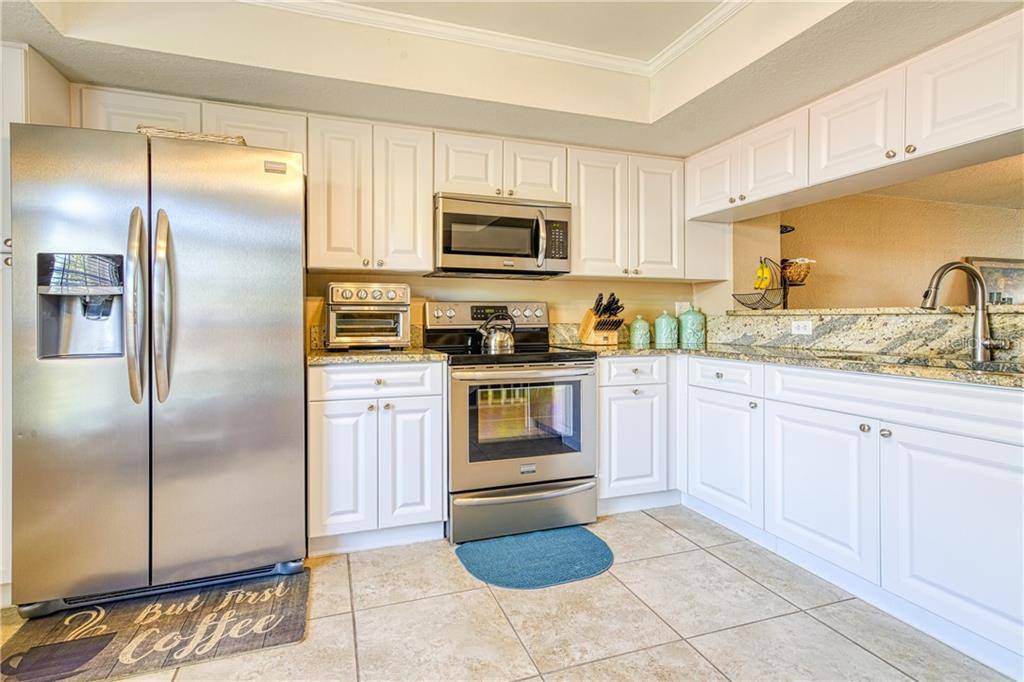 Tierra Verde, FL 33715,637 PINELLAS BAYWAY S #303