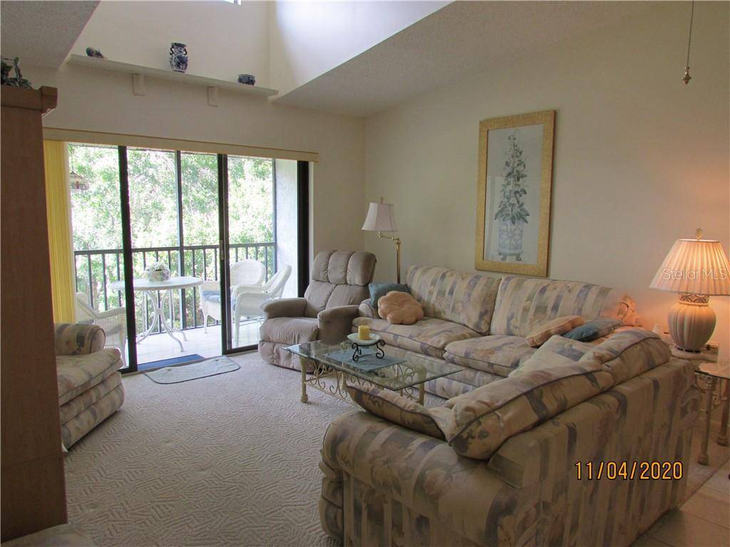 Tarpon Springs, FL 34688,1308 PINE RIDGE CIR E #F3