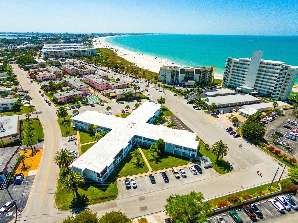 St Pete Beach, FL 33706,7050 SUNSET WAY #25