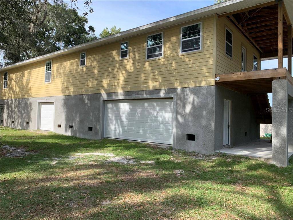 Tarpon Springs, FL 34689,724 BAYOU AVE