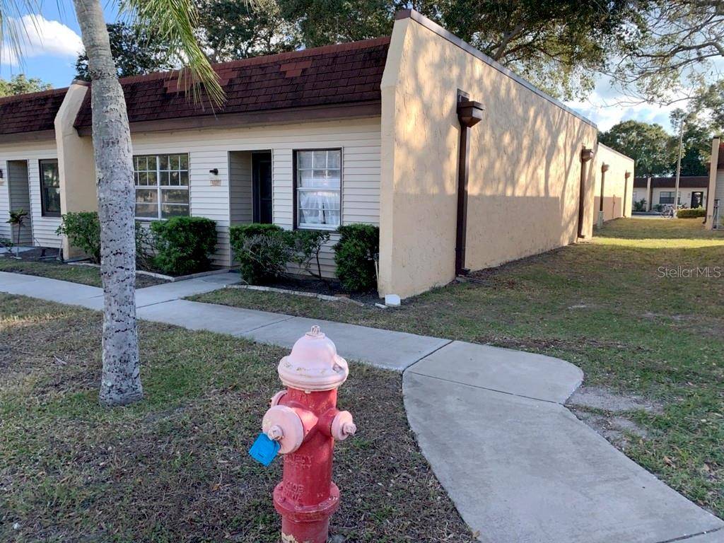 Seminole, FL 33776,13860 OAKWOOD LN #13860