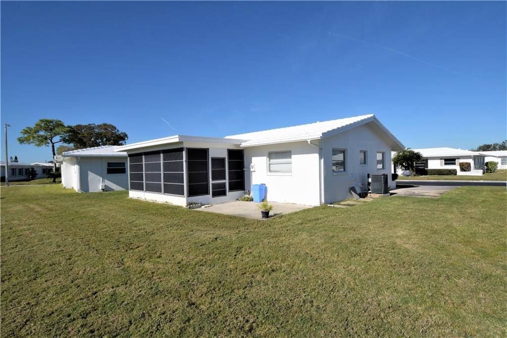 Pinellas Park, FL 33782,3580 100TH PL N #4