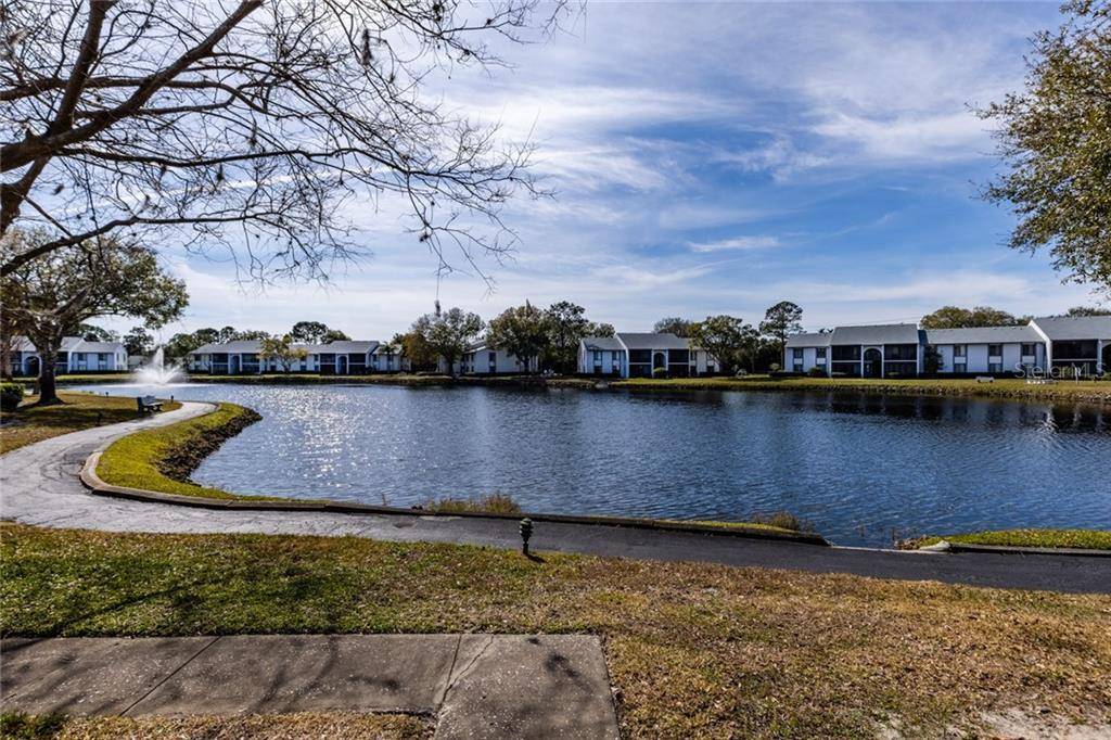 Tarpon Springs, FL 34688,1207 PINE RIDGE CIR W #B1