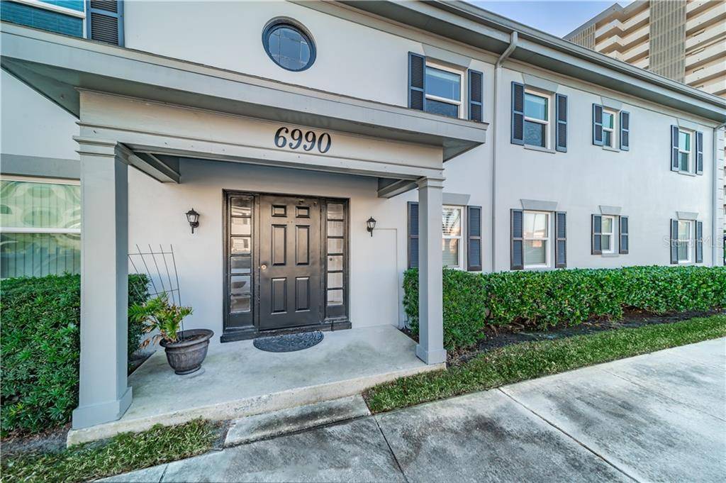 South Pasadena, FL 33707,6990 PLACE DE LA PAIX #2B