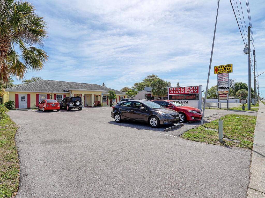 Largo, FL 33771,1375 BELCHER RD S