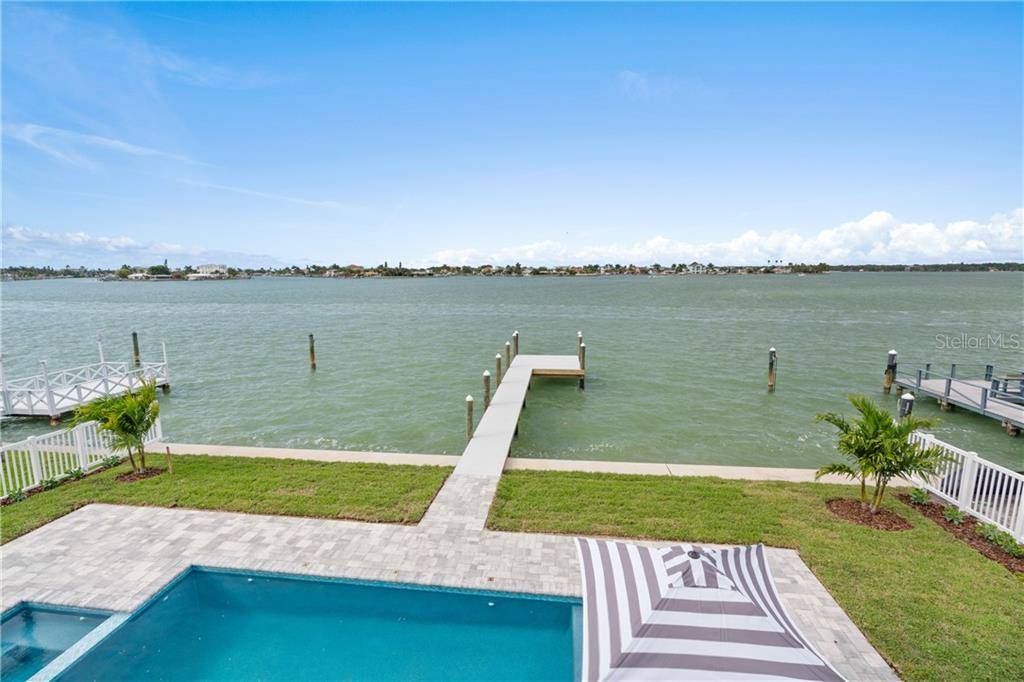 Treasure Island, FL 33706,7 PARADISE LN