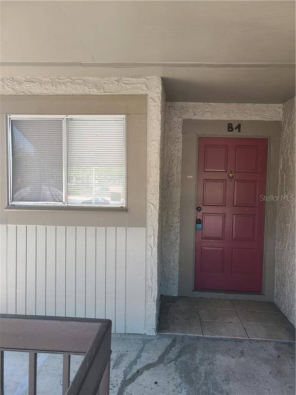 Tampa, FL 33615,6332 NEWTOWN CIR #32B1