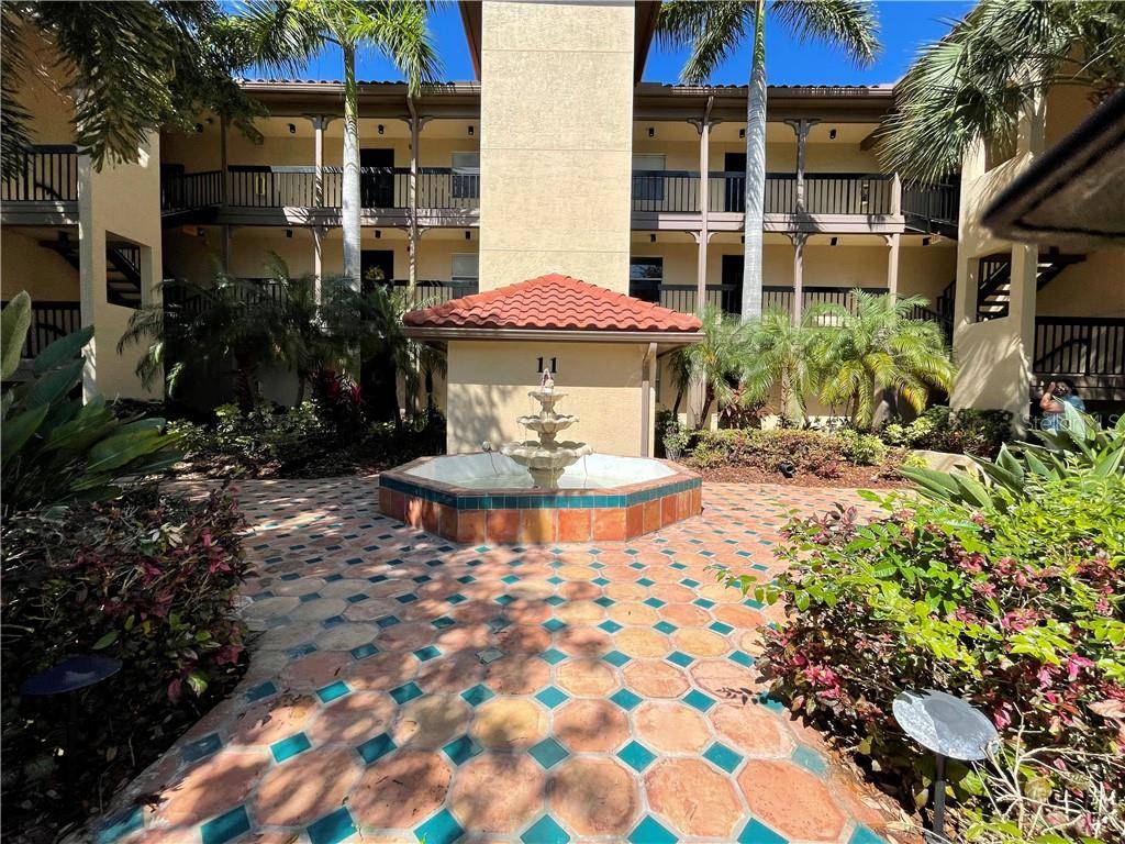 Clearwater, FL 33762,2400 FEATHER SOUND DR #1116