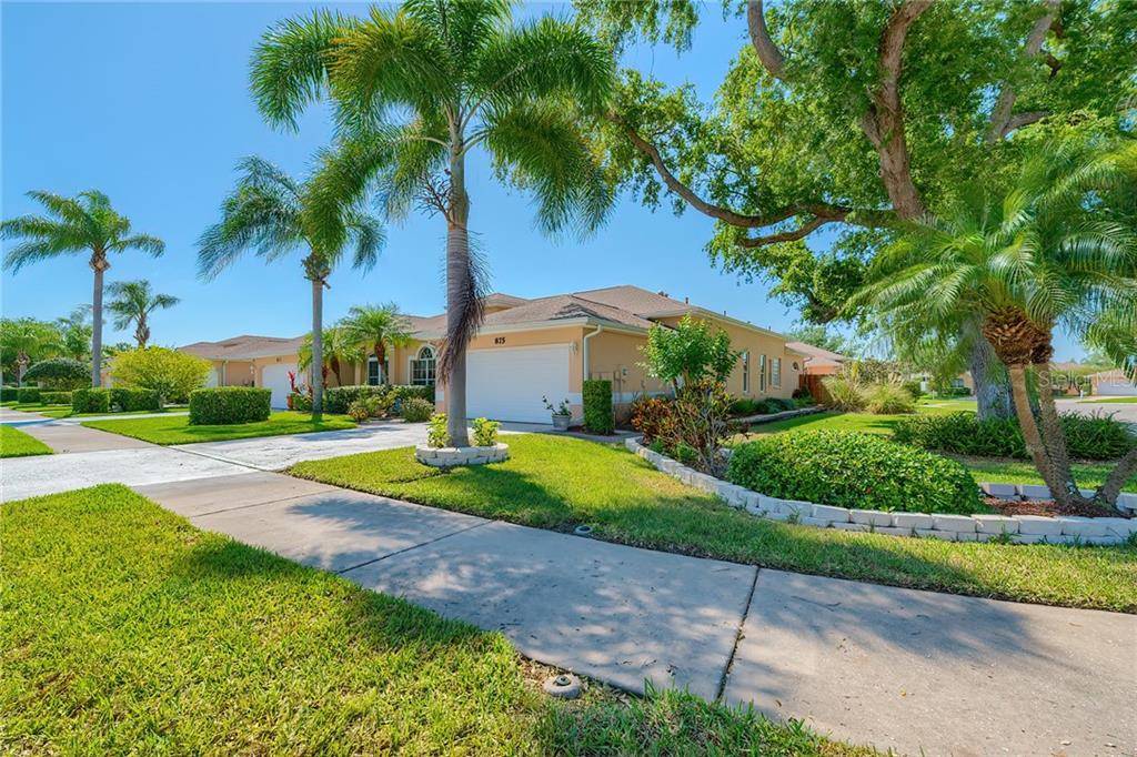 Dunedin, FL 34698,875 MICHELE CIR