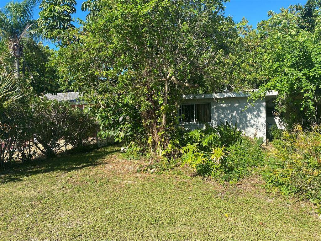 Redington Shores, FL 33708,17608 1ST ST E