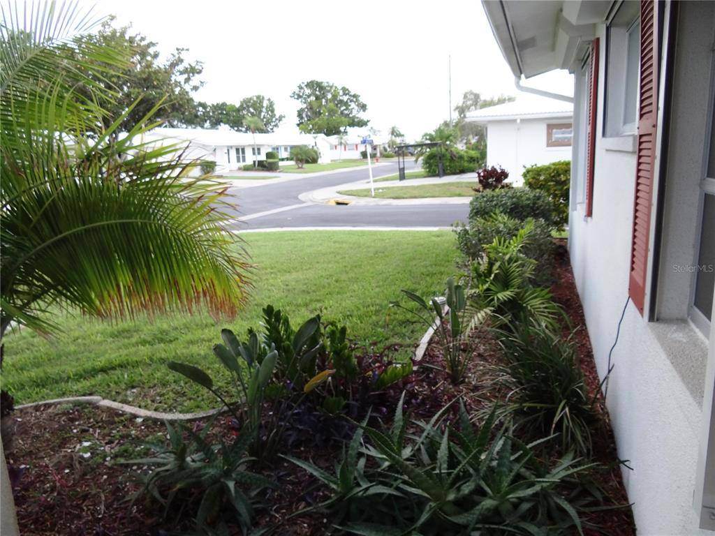 Pinellas Park, FL 33782,9685 44TH WAY N #1-B