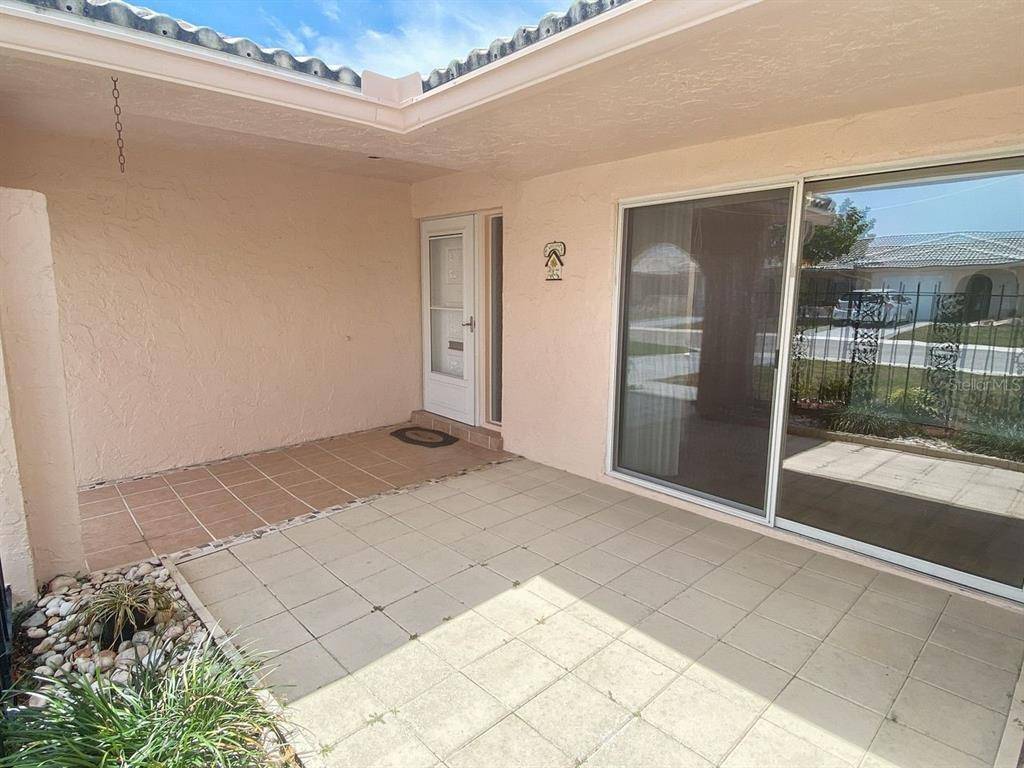 Pinellas Park, FL 33782,5423 LARCHMONT CT N