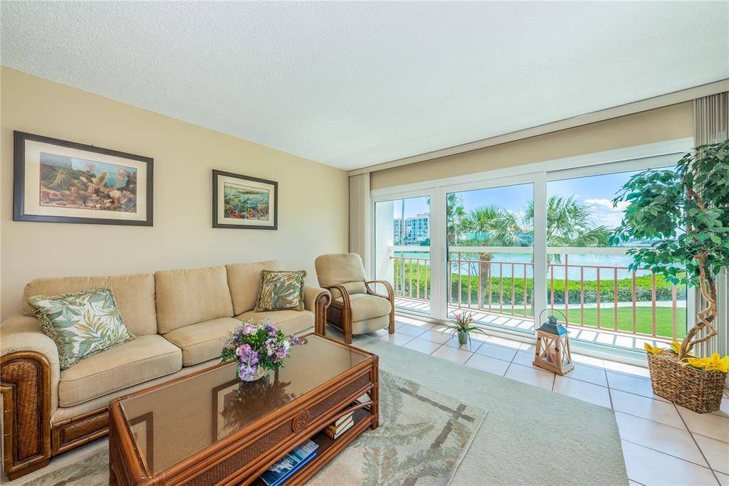 South Pasadena, FL 33707,7897 SAILBOAT KEY BLVD S #206