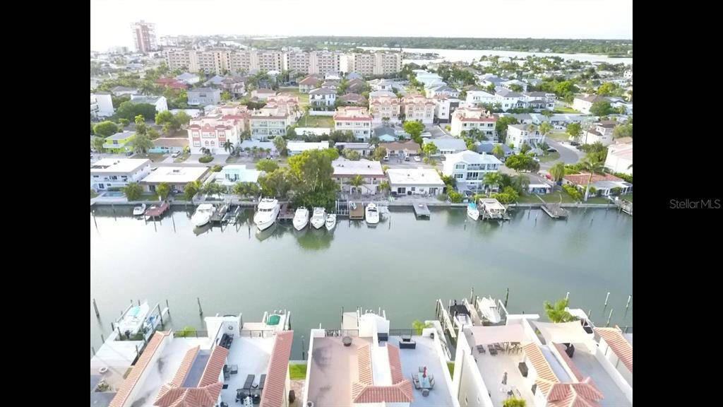 Redington Shores, FL 33708,152 174TH TERRACE DR E #B