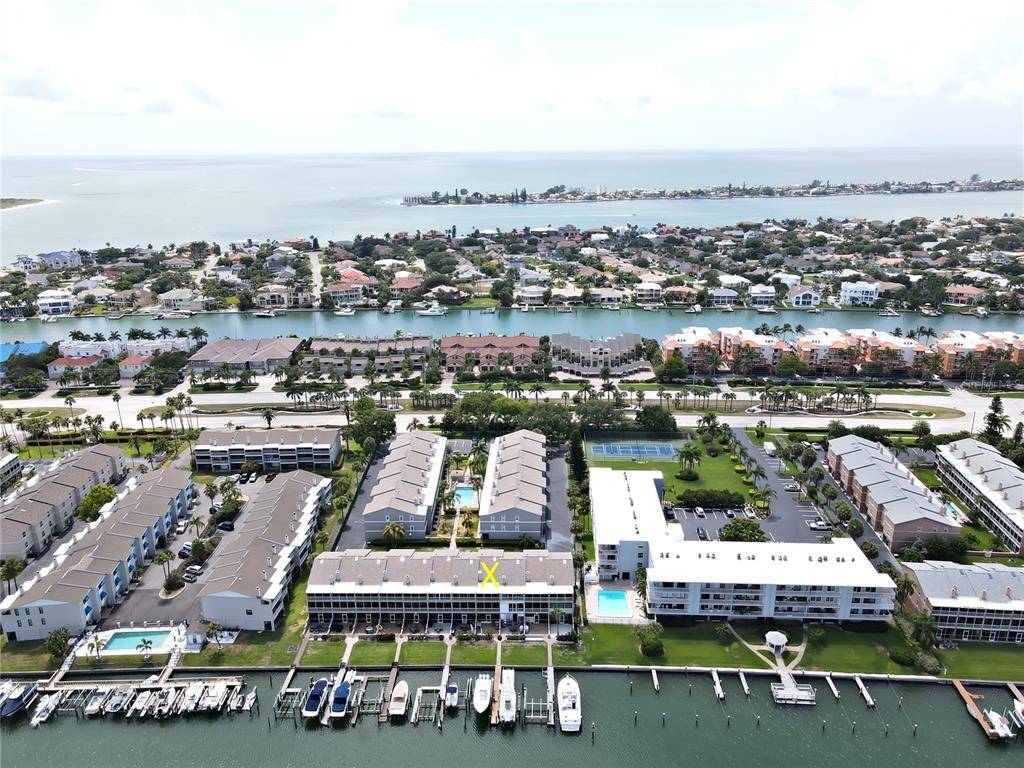 Tierra Verde, FL 33715,737 PINELLAS BAYWAY S #104