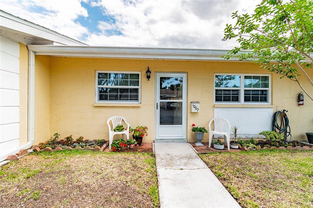 Dunedin, FL 34698,1007 DESOTO DR #4