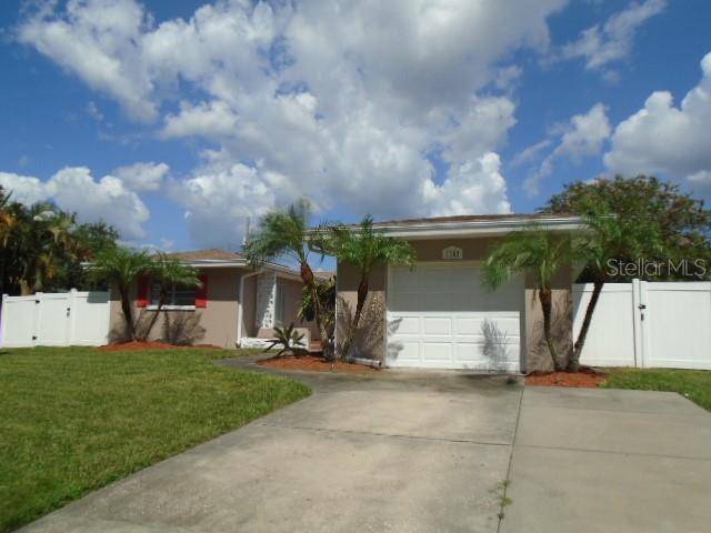 Dunedin, FL 34698,2385 JONES DR