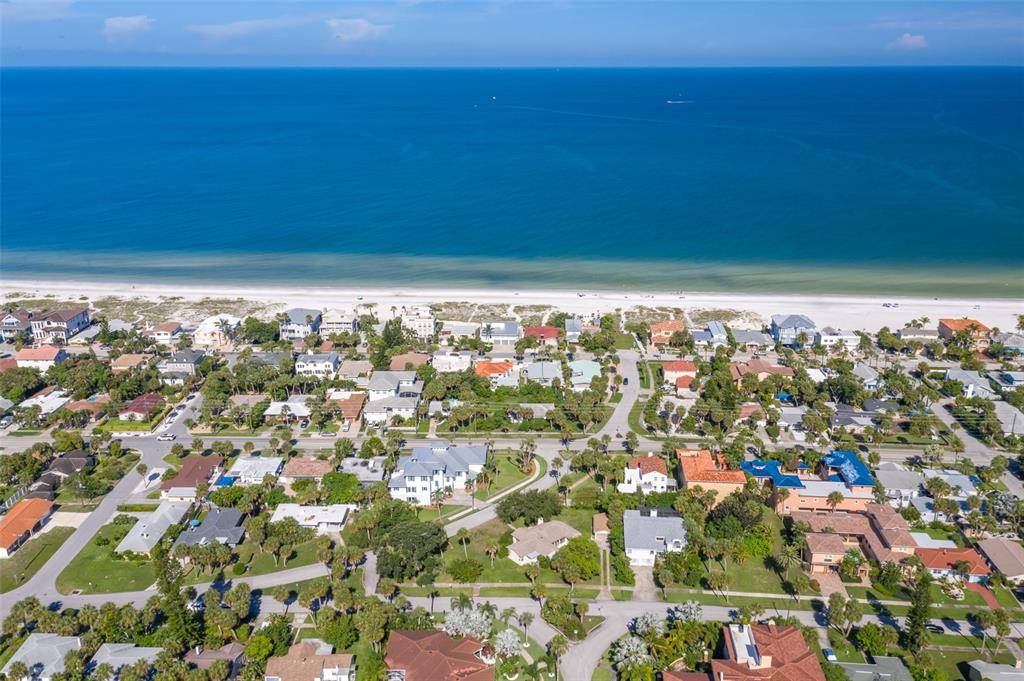 Clearwater Beach, FL 33767,34 BOHENIA CIR N