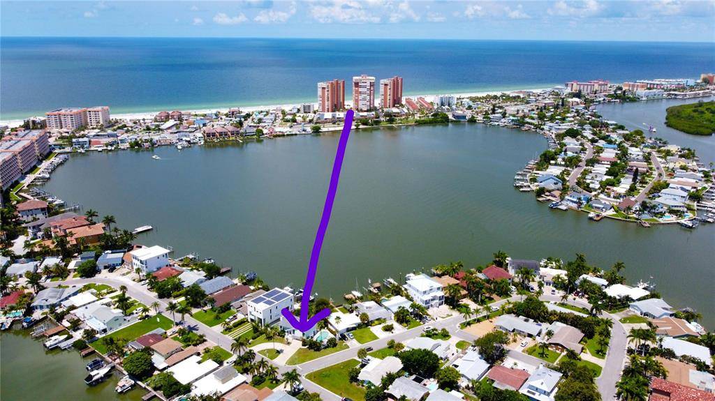 Redington Shores, FL 33708,118 WALL ST