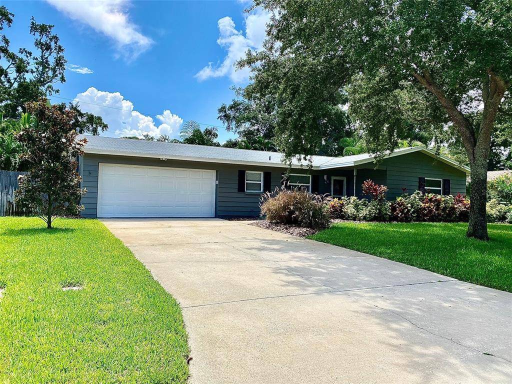 Dunedin, FL 34698,2327 MIDDLECOFF DR