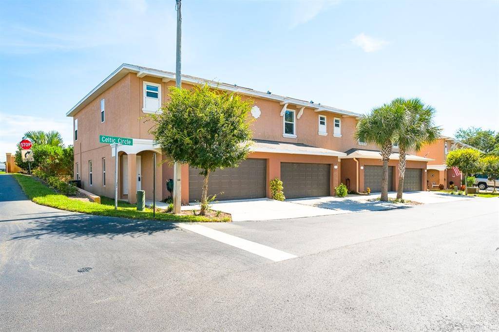 Tarpon Springs, FL 34689,994 CELTIC CIR