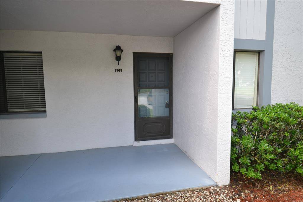 Oldsmar, FL 34677,101 MARTHA LN #4