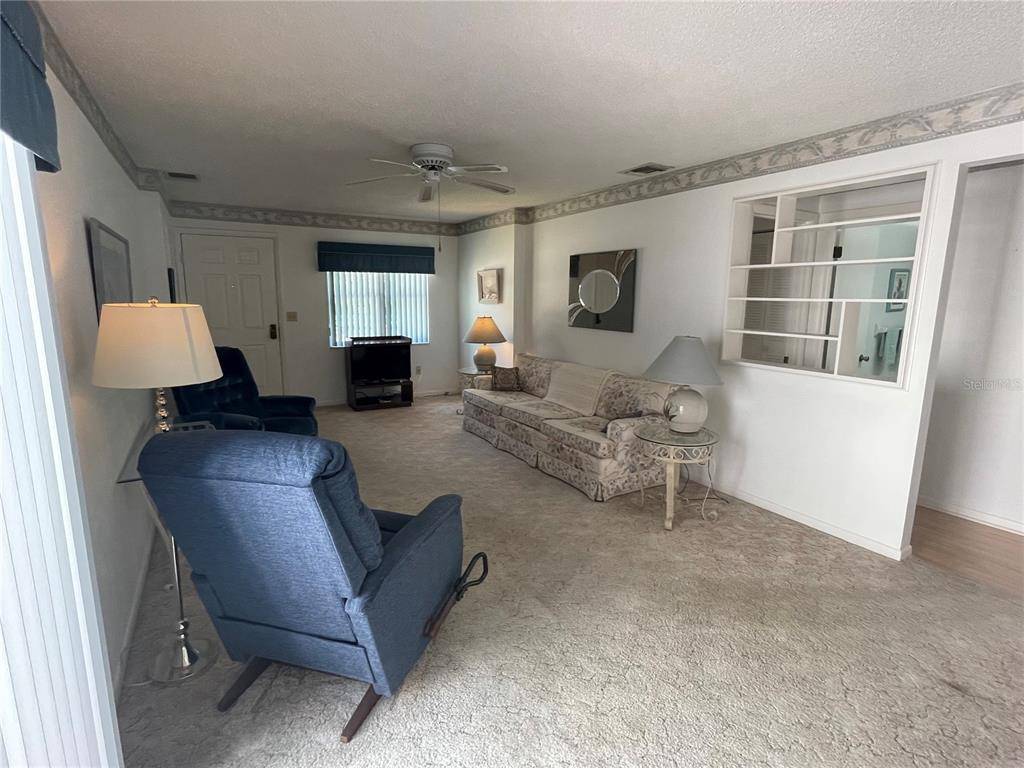 Palm Harbor, FL 34684,1160 ORANGE TREE CIR W #B