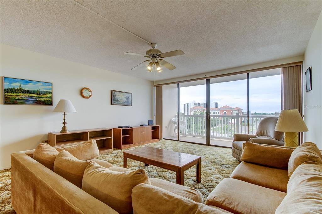 Treasure Island, FL 33706,500 TREASURE ISLAND CSWY #401