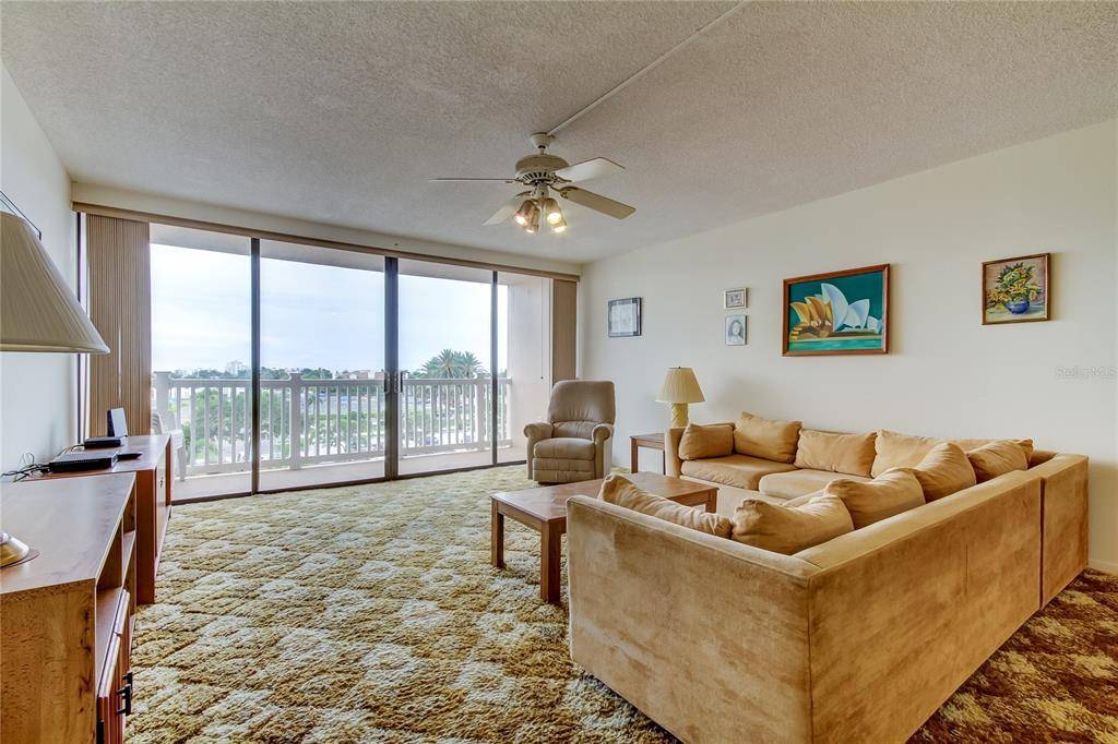 Treasure Island, FL 33706,500 TREASURE ISLAND CSWY #401