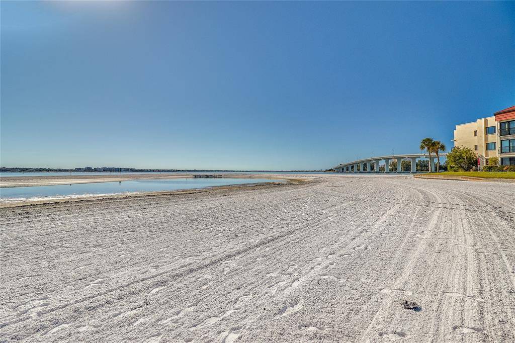 Clearwater, FL 33767,800 S GULFVIEW BLVD #701