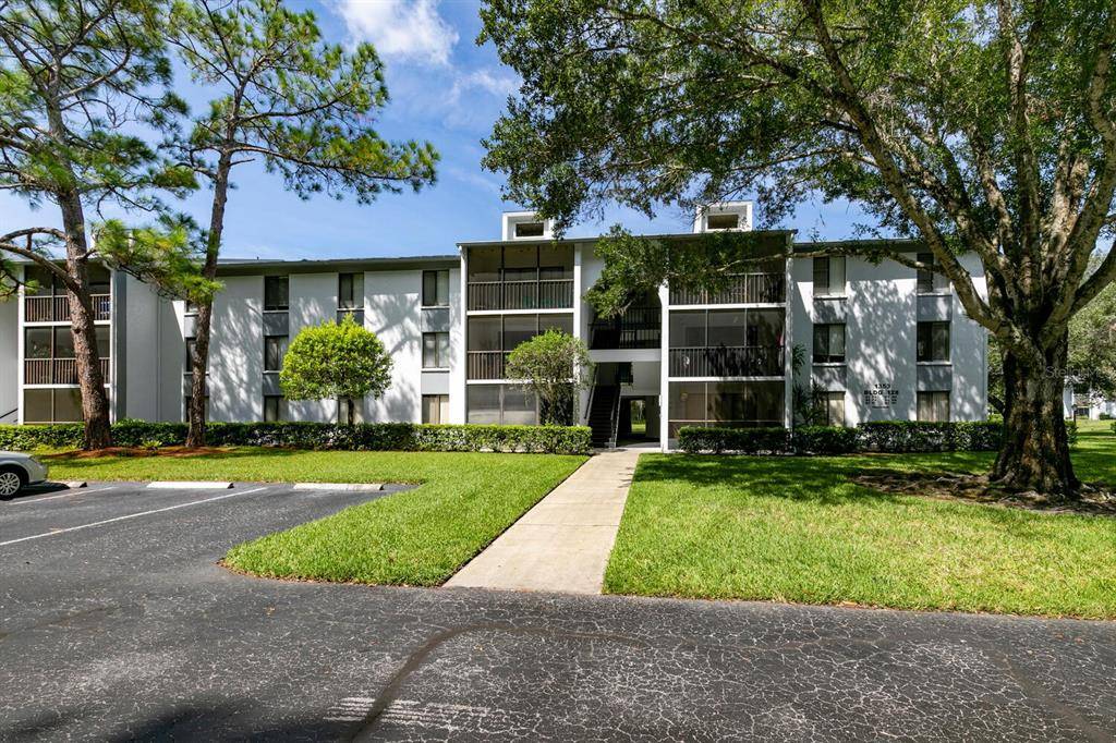 Tarpon Springs, FL 34688,1353 PINE RIDGE CIR E #F3