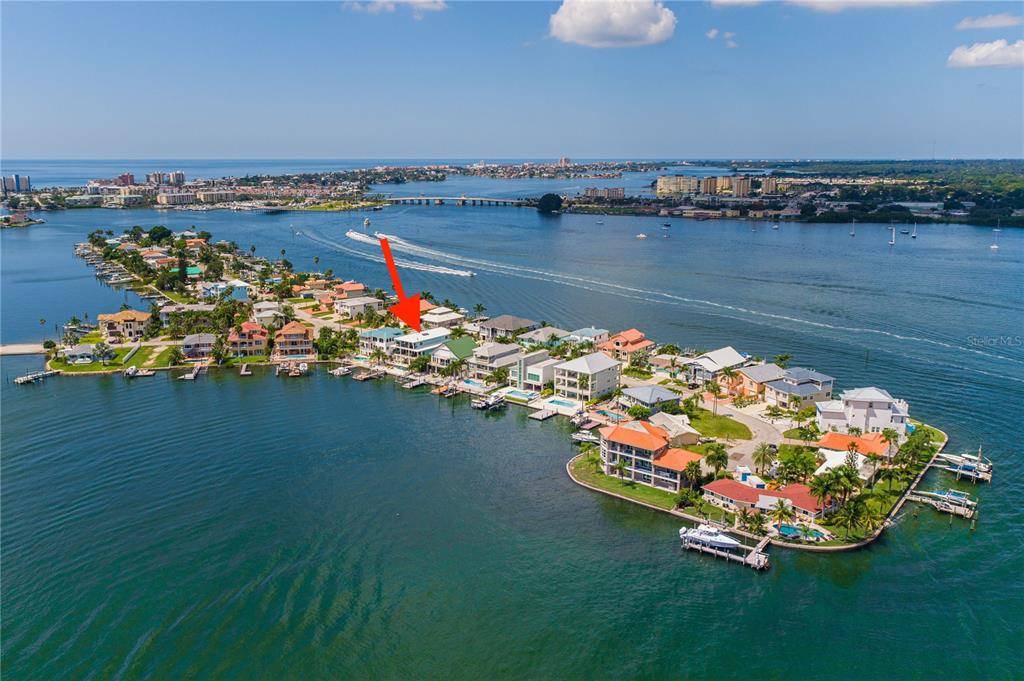 Madeira Beach, FL 33708,872 BAY POINT DR