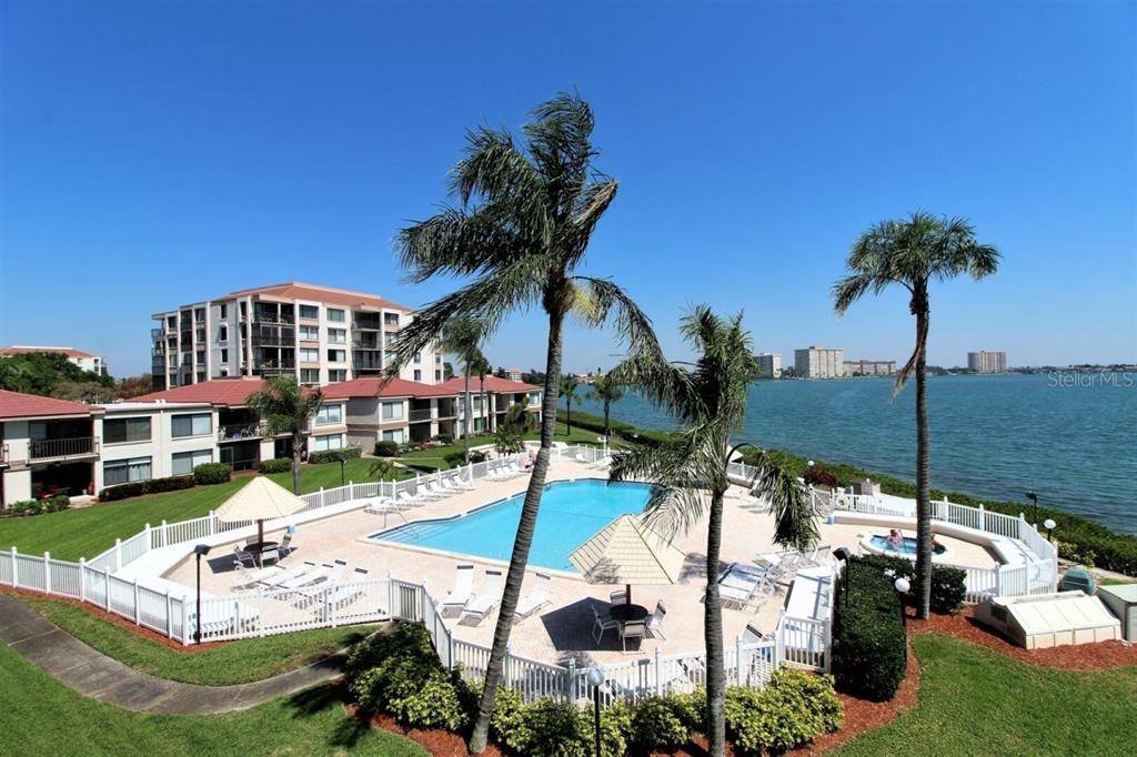 St Petersburg, FL 33715,6322 PALMA DEL MAR BLVD S #305