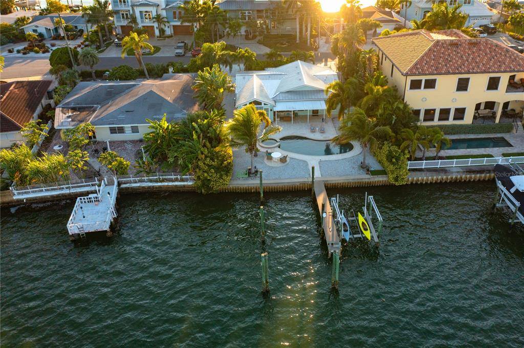 Indian Rocks Beach, FL 33785,316 HARBOR DR