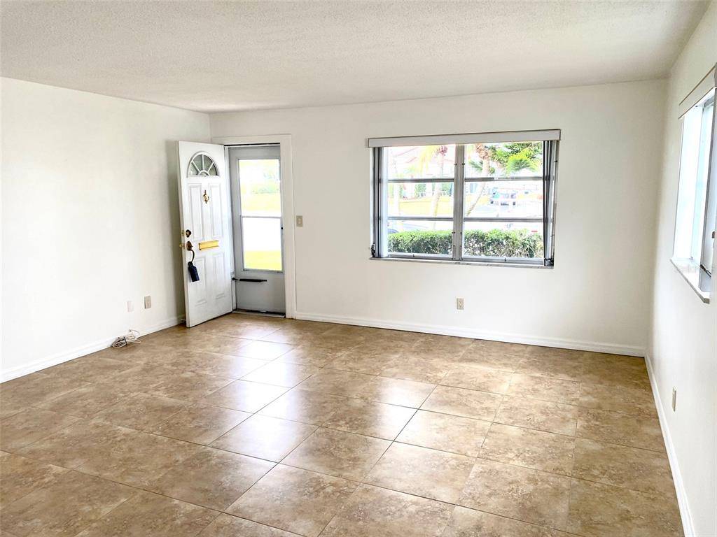 Pinellas Park, FL 33782,9615 MAINLANDS BLVD W #1-A