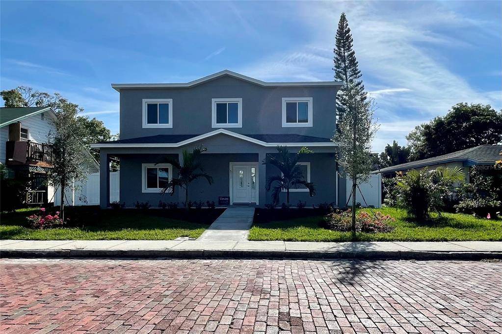 Largo, FL 33770,511 CLEVELAND AVE