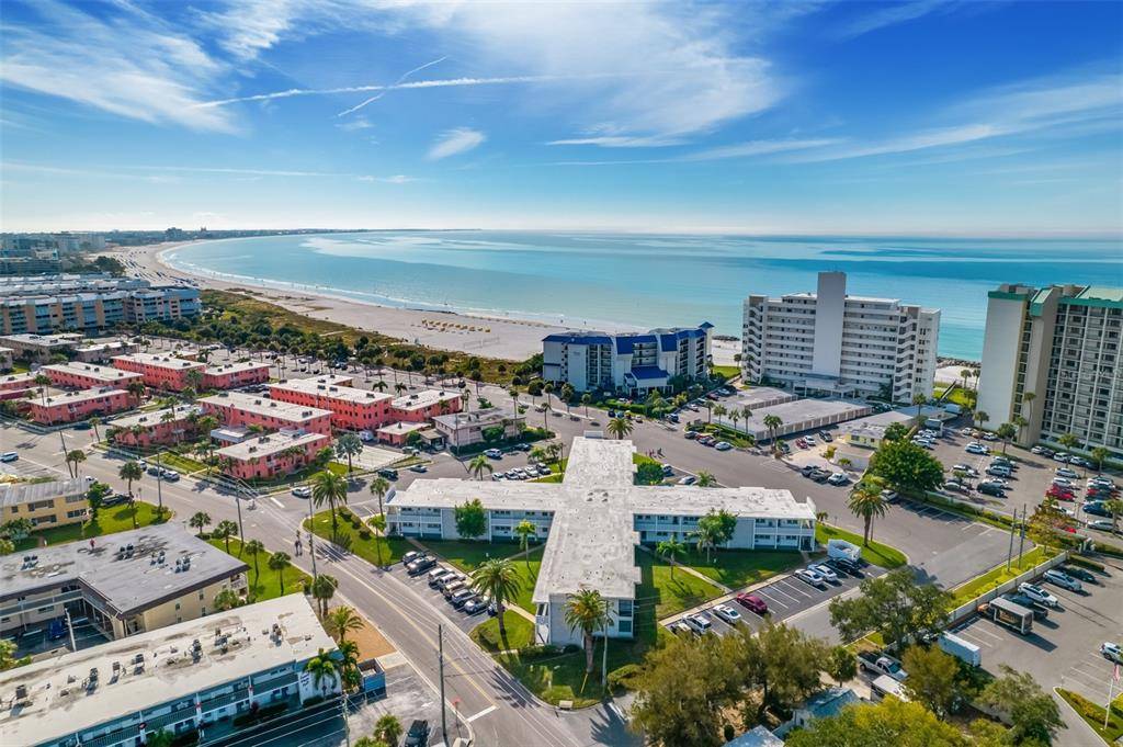 St Pete Beach, FL 33706,7050 SUNSET WAY #3