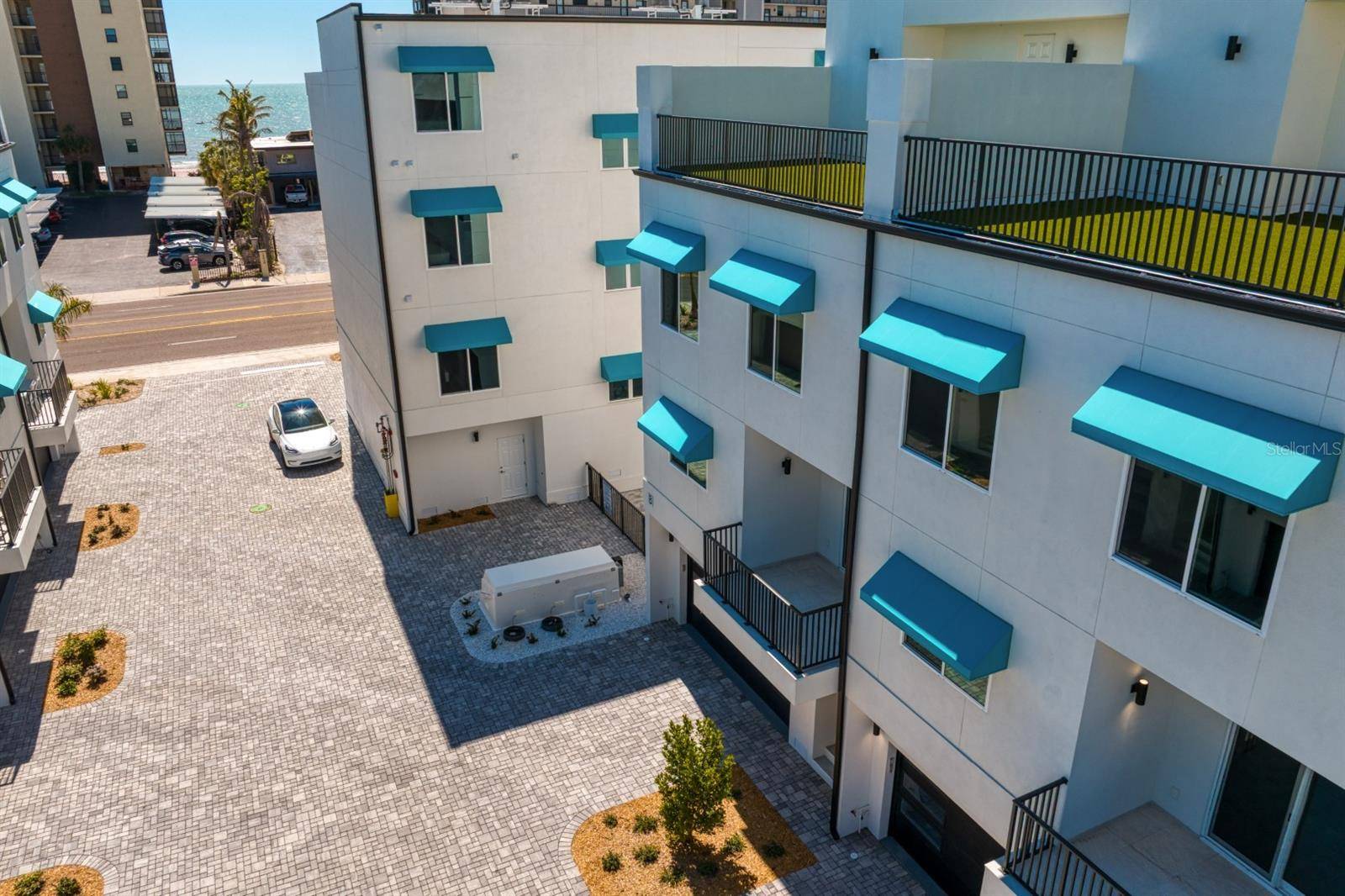 Madeira Beach, FL 33708,15405 GULF BLVD #B1