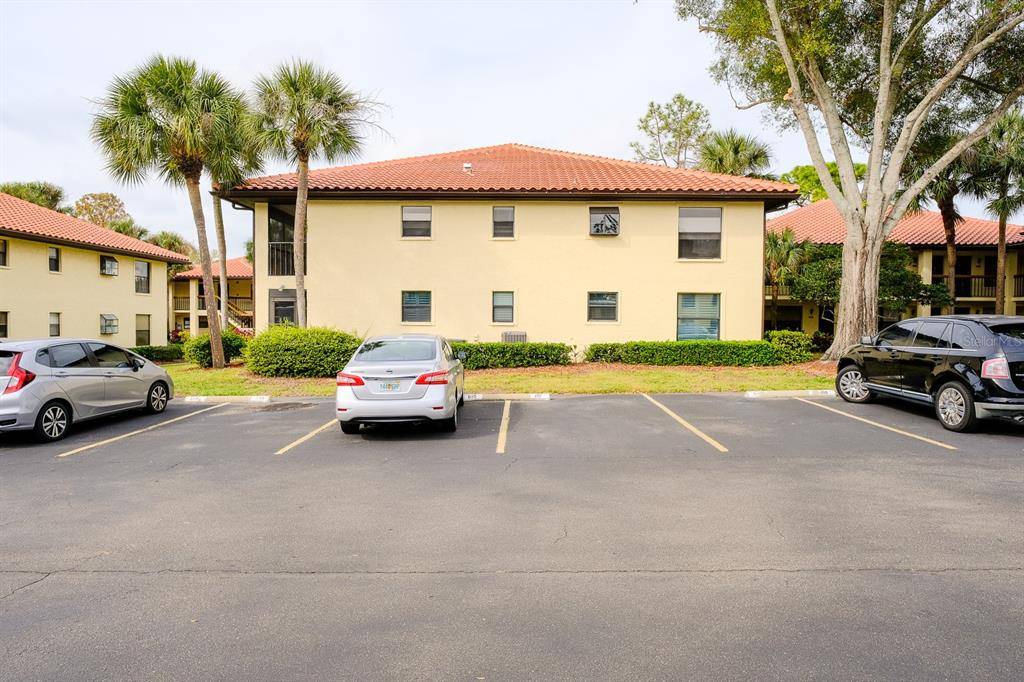 Clearwater, FL 33761,808 HAMMOCK PINE BLVD #808