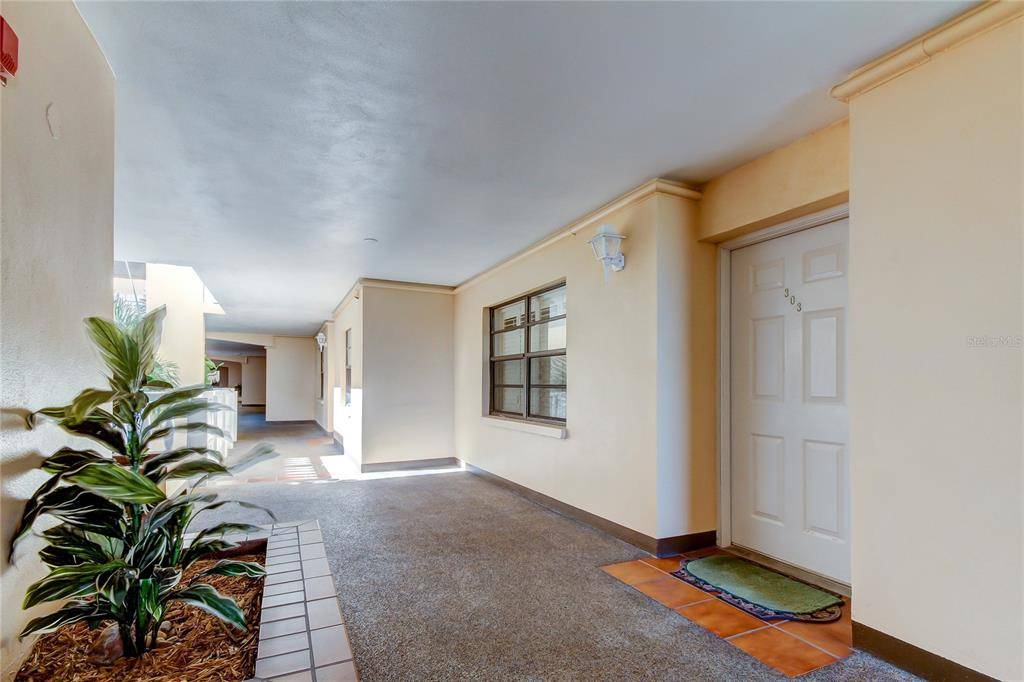 St Pete Beach, FL 33706,6500 SUNSET WAY #303