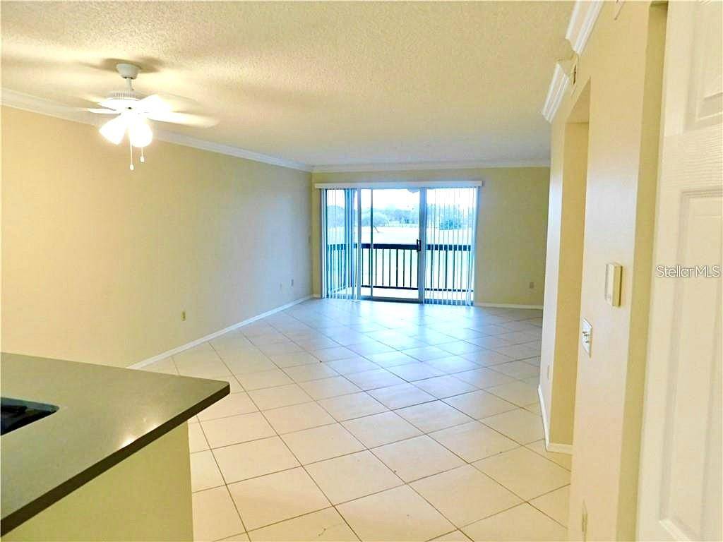 Clearwater, FL 33762,2400 FEATHER SOUND DR #624