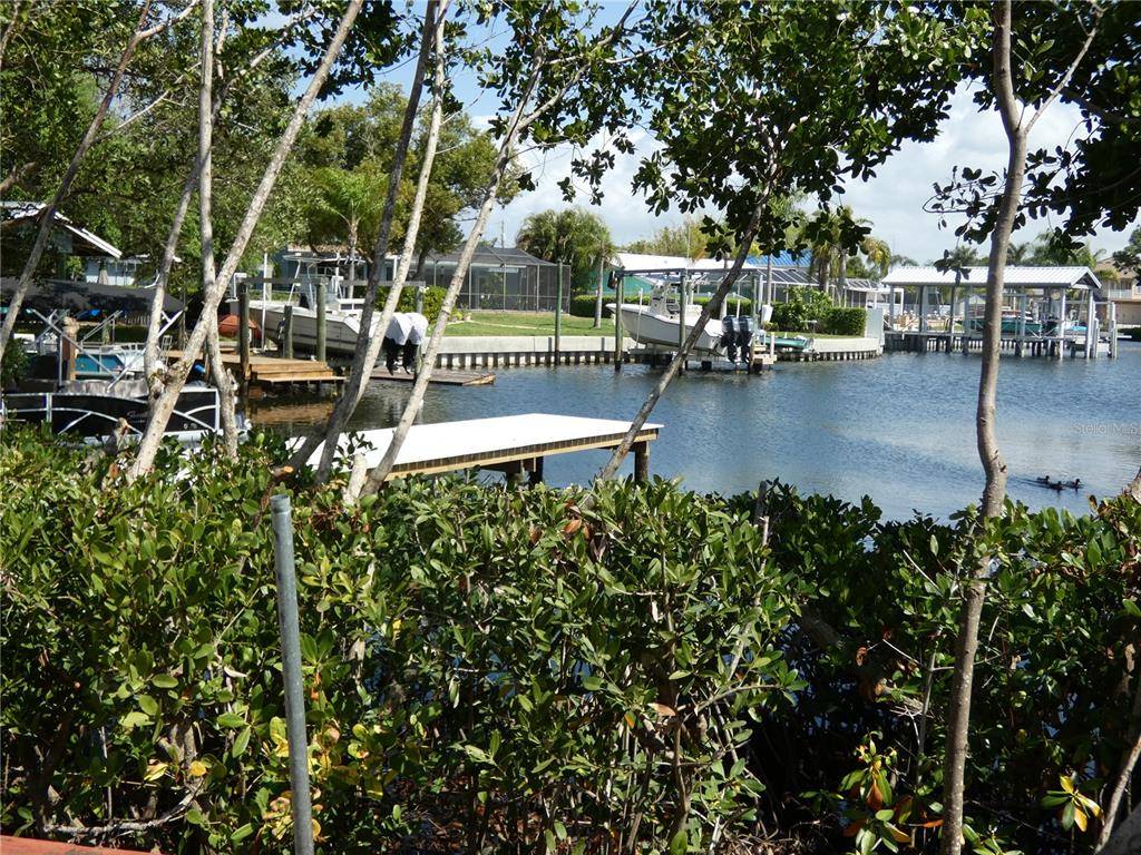 Palm Harbor, FL 34683,117 CARLYLE DR