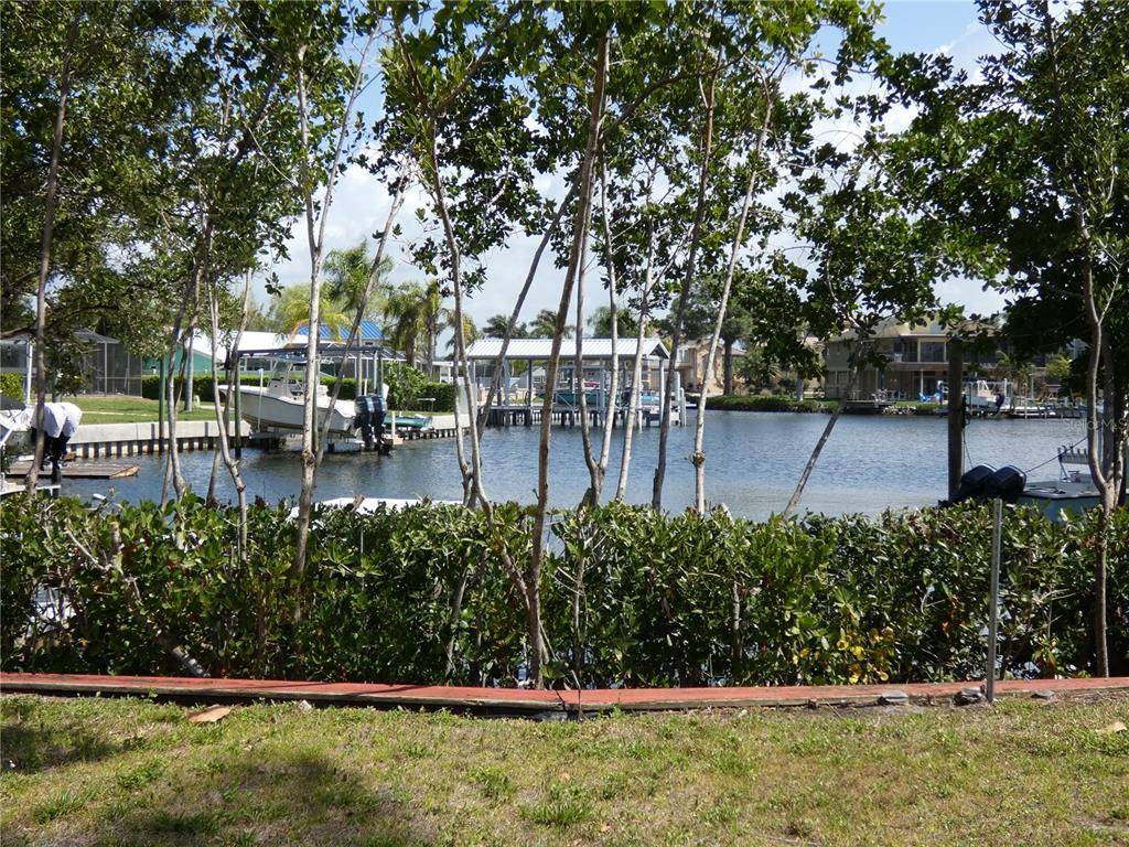 Palm Harbor, FL 34683,117 CARLYLE DR