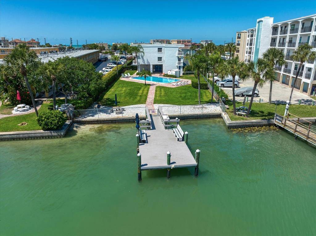 Treasure Island, FL 33706,9755 HARRELL AVE #202