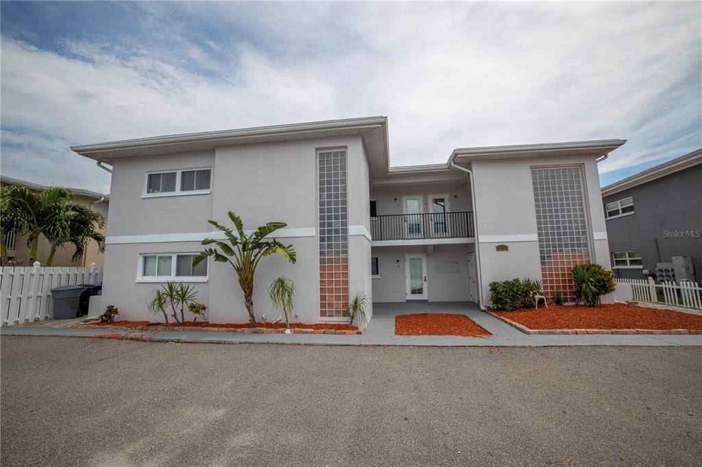 Treasure Island, FL 33706,11975 3RD ST E #2