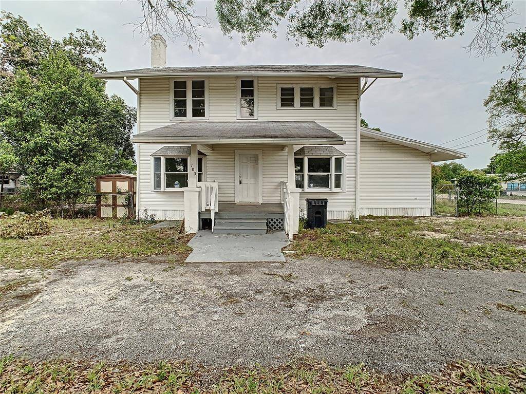 Avon Park, FL 33825,700 W PLEASANT ST