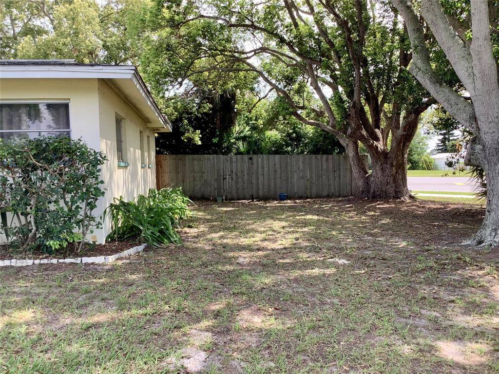 Seminole, FL 33776,13990 94TH AVE