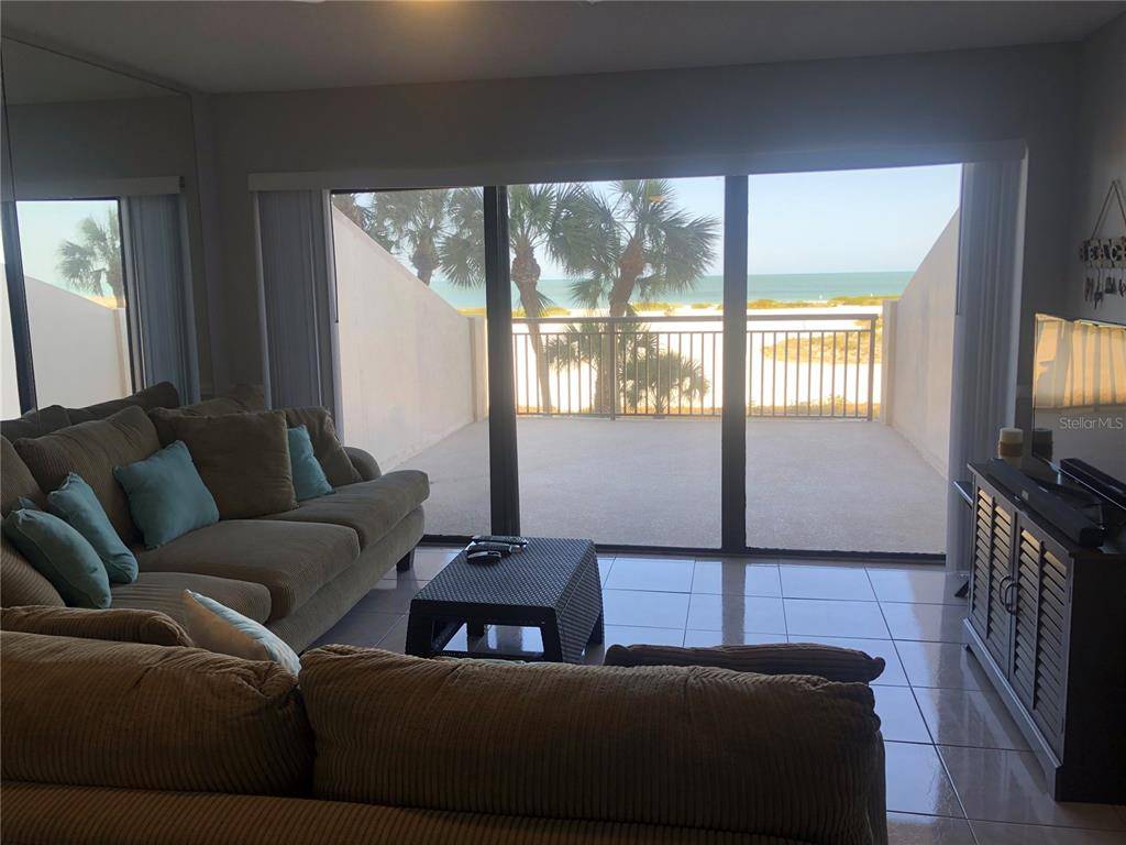 Clearwater Beach, FL 33767,1270 GULF BLVD #305