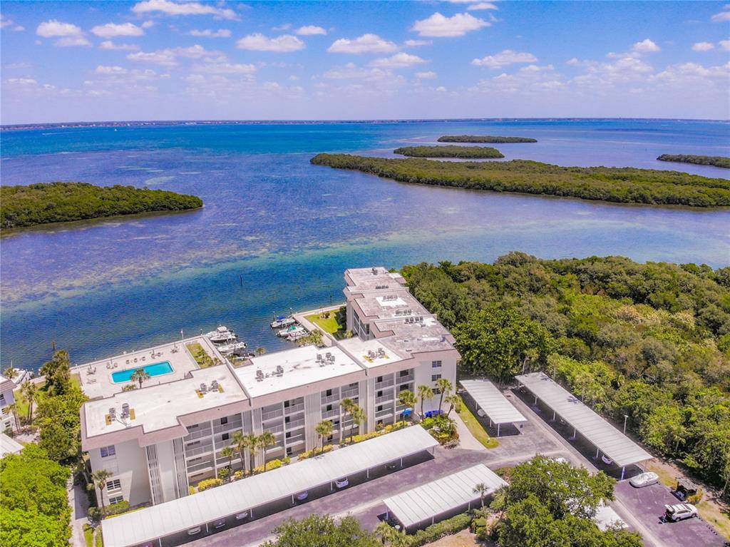 Longboat Key, FL 34228,600 SUTTON PL #101