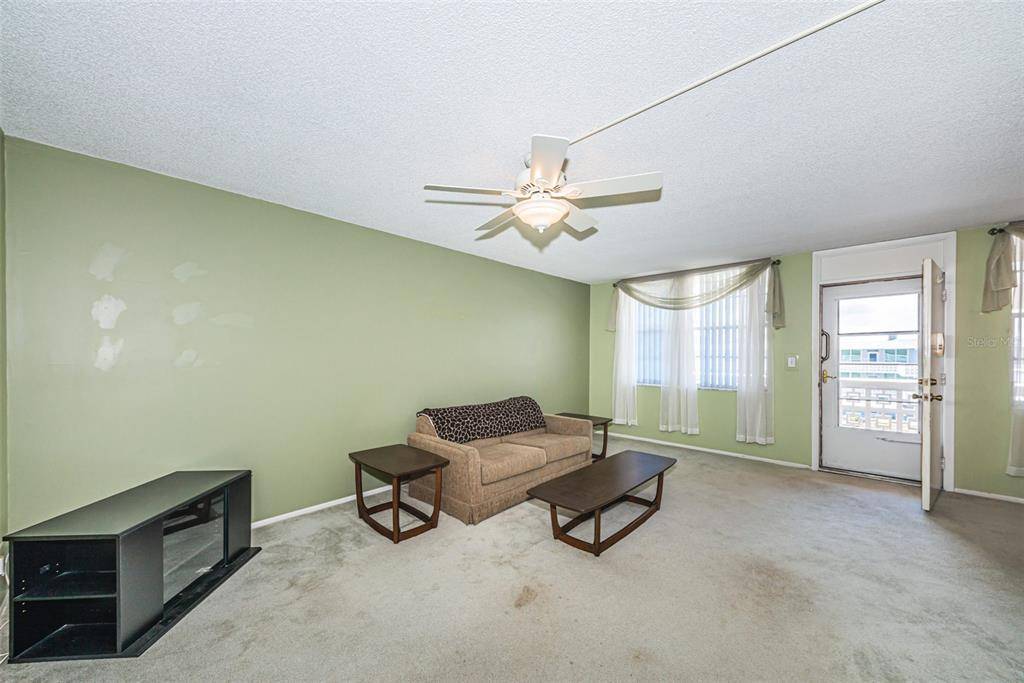 St Petersburg, FL 33703,4915 BAY ST NE #331